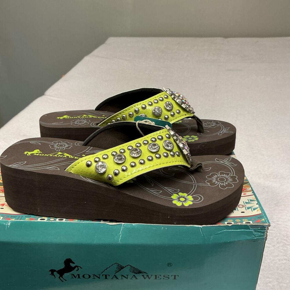 Montana West Women's Brown Flip Flops with Rhinestone Detail Size 7 NWT . 3431 - Picture 5 of 9